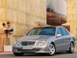 Фотография Mercedes-Benz E-CLASS седан (W211)