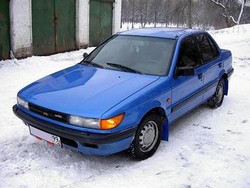 Фотография Mitsubishi LANCER V седан (CB D_A, CC)