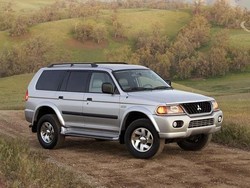 Фотография Mitsubishi MONTERO SPORT (K90)