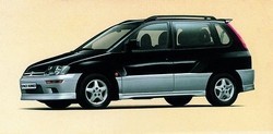 Фотография Mitsubishi SPACE RUNNER (N50)