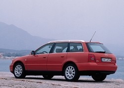 Фотография Audi A4 Avant (8D5, B5)