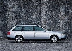 Фотография Audi A6 Avant (4B, C5)