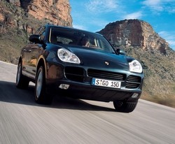 Фотография Porsche CAYENNE (955)