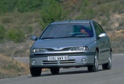 Фотография Renault LAGUNA I (B56_, 556_)