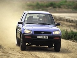 Фотография Toyota RAV 4   (SXA1_)