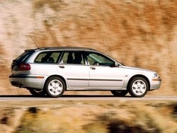 Фотография Volvo V40 универсал (VW)