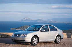 Фотография Volkswagen BORA седан (1J2)