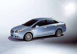 Фотография FIAT LINEA