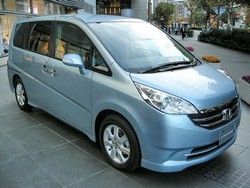 Фотография Honda STEPWAGON