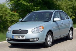 Фотография Hyundai ACCENT III (MC)
