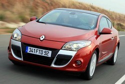Фотография Renault MEGANE III купе (DZ0 1_)