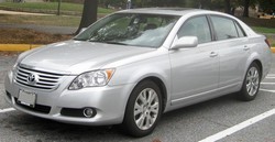 Фотография Toyota AVALON седан