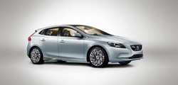 Фотография Volvo V40 Наклонная задняя часть