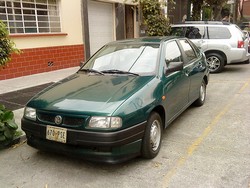 Фотография Volkswagen POLO седан (6KV2)
