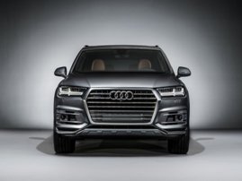 Фотография Audi Q7 II (4M)